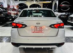 نيسان فيرسا